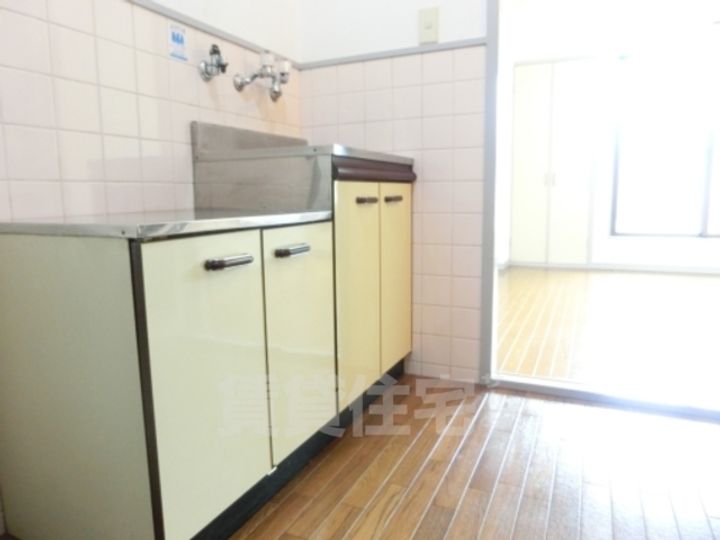 大阪府大阪市住吉区苅田10丁目の賃貸マンションのキッチン