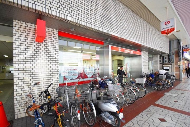 コーポローレル布施の周辺