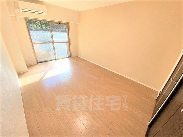 LA RIVIERE OKAMOTOの居間