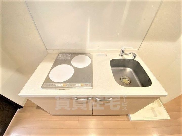 LA RIVIERE OKAMOTOのキッチン