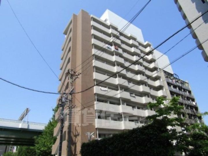 パルティール千種の外観