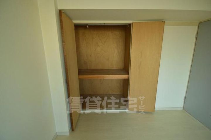 大阪府茨木市並木町の賃貸マンションの内装