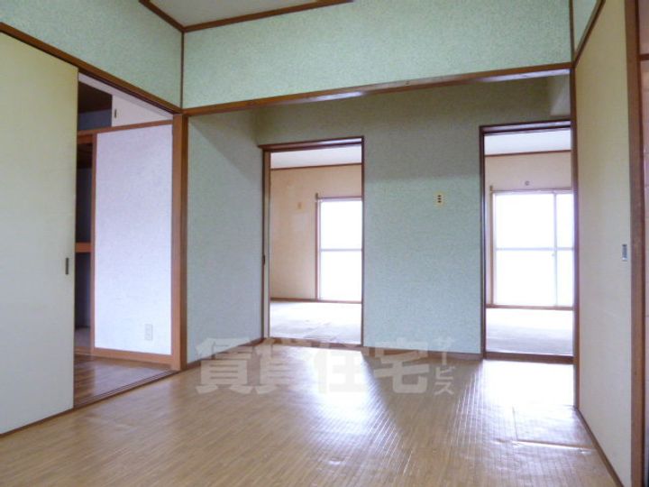 今井ハイツの居間