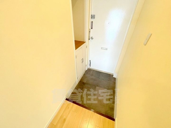 メゾン西川の玄関