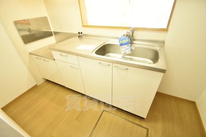 大阪府和泉市葛の葉町1丁目の賃貸アパートのキッチン