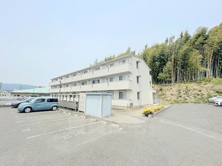 セジュール神領の外観