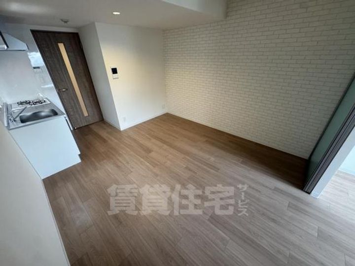 大阪府門真市柳田町の賃貸マンションの居間