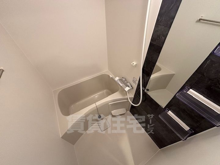 大阪府堺市堺区熊野町東4丁の賃貸マンションの風呂