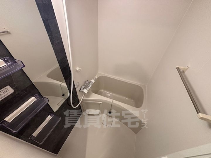 大阪府堺市堺区熊野町東4丁の賃貸マンションの風呂