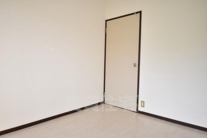 大阪府堺市北区大豆塚町2丁の賃貸マンションの内装