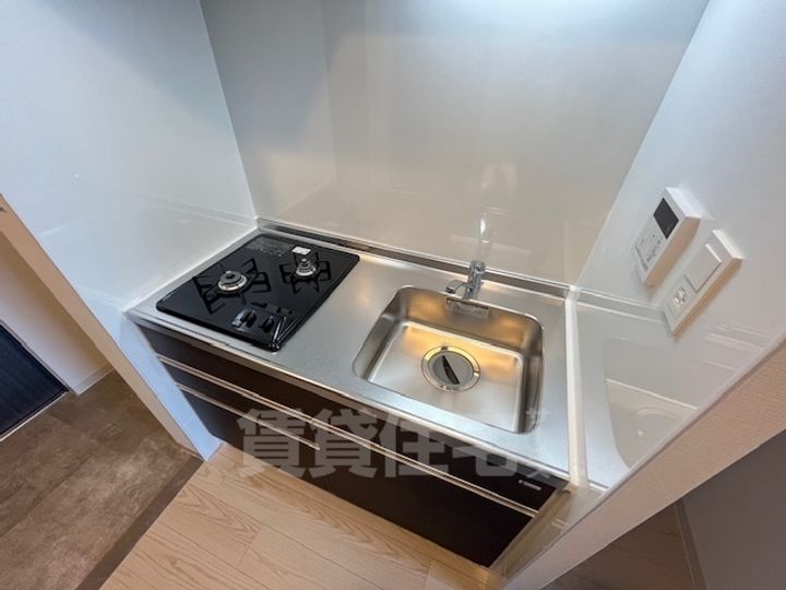 大阪府堺市堺区熊野町東4丁の賃貸マンションのキッチン