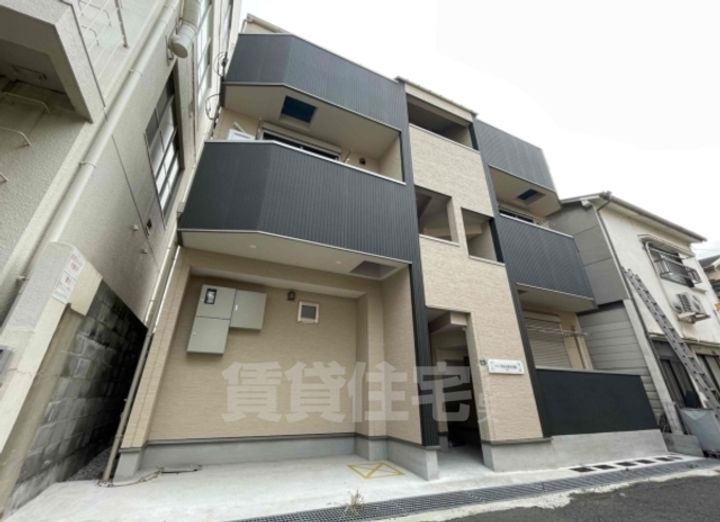 KARIN長楽町の外観