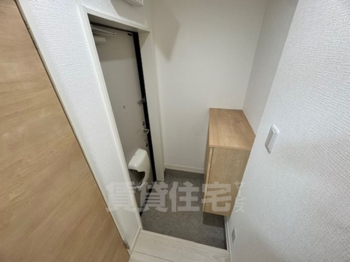 KARIN長楽町の玄関
