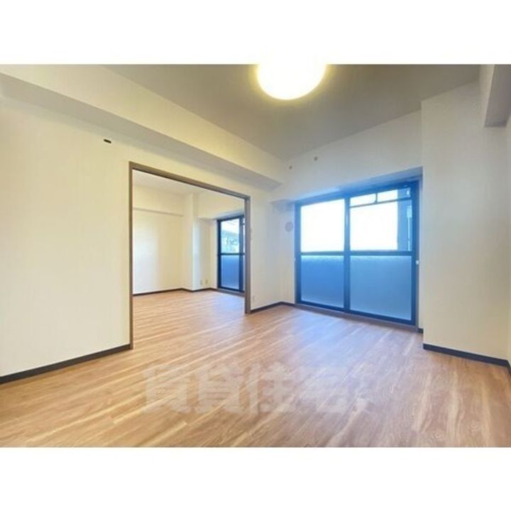 マリポーサ上田の居間