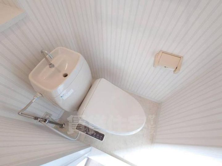 大阪府豊中市北桜塚4丁目の賃貸マンションの内装