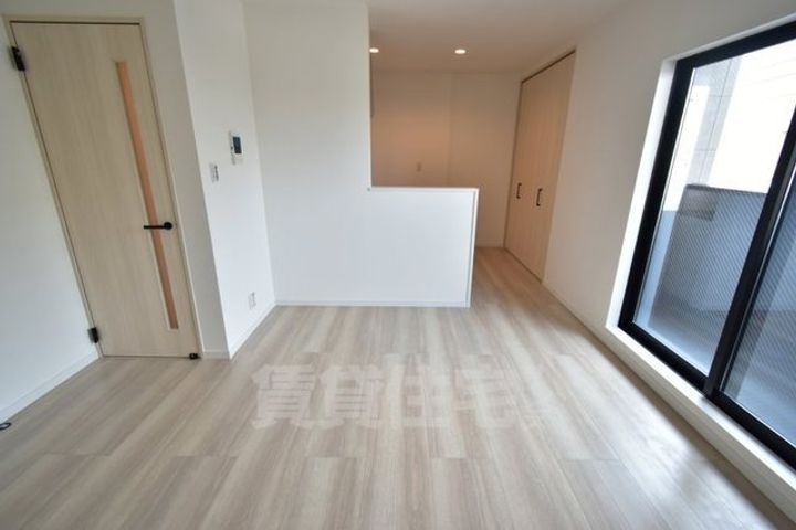 ヴェルメゾン尼崎尾浜町の居間