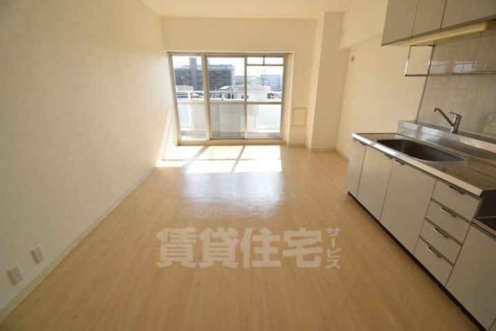 メゾンリヴィエールの居間