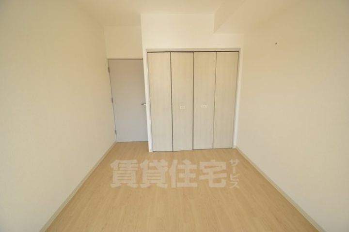 メゾンリヴィエールの寝室
