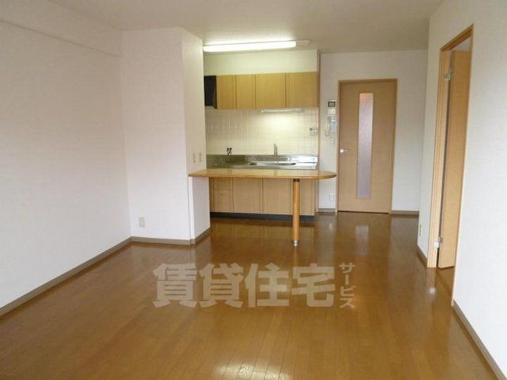 奈良県奈良市大宮町2丁目の賃貸マンションの居間