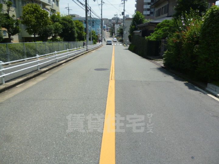 大阪府豊中市春日町3丁目の賃貸アパートの周辺
