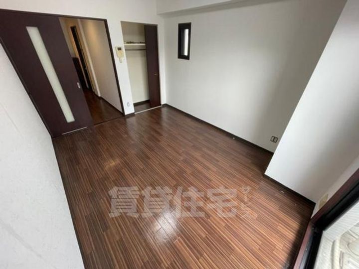 大阪府大阪市都島区中野町1丁目の賃貸マンションの内装