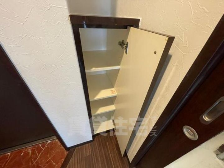 大阪府大阪市都島区中野町1丁目の賃貸マンションの内装