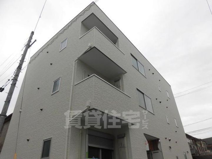 大阪府豊中市服部寿町1丁目の賃貸アパートの外観