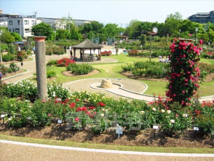 大阪府茨木市三島町の賃貸アパートの周辺