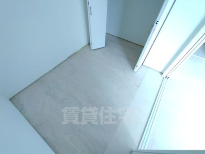 大阪府茨木市三島町の賃貸アパートの寝室