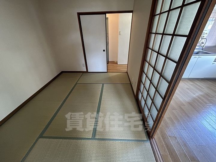 琴浦マンションの内装