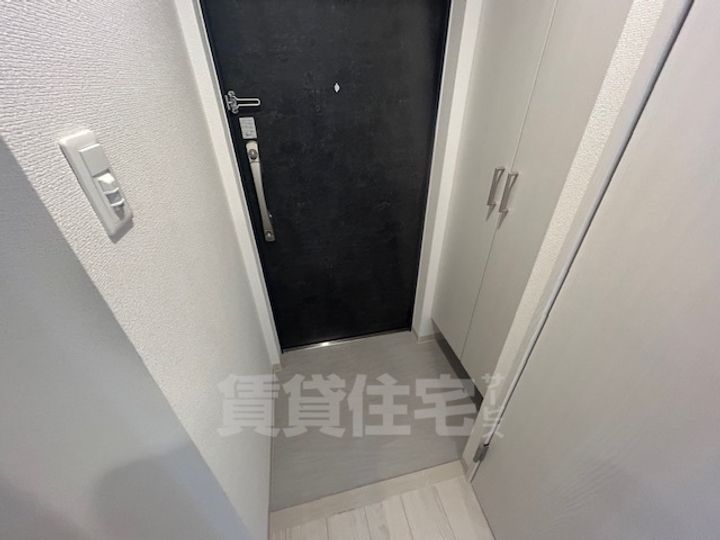 大阪府大阪市都島区都島北通1丁目の賃貸マンションの玄関