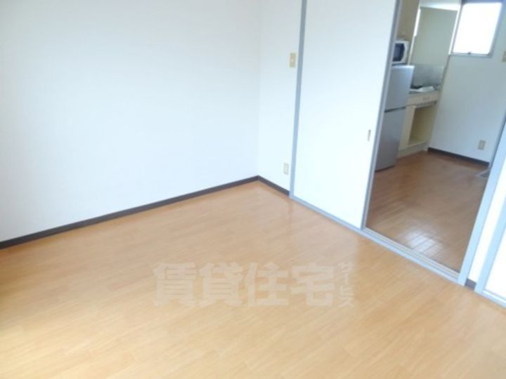 大阪府摂津市庄屋1丁目の賃貸マンションの寝室