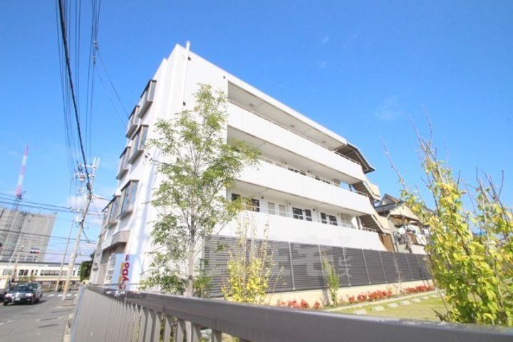 大阪府摂津市庄屋1丁目の賃貸マンションの外観