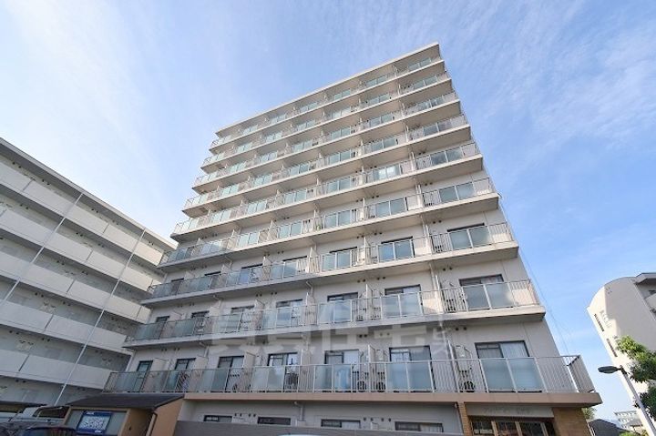 グッドライフ南草津1の外観