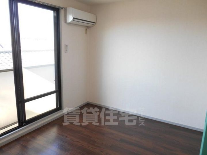 ラルゴ羽曳野の居間