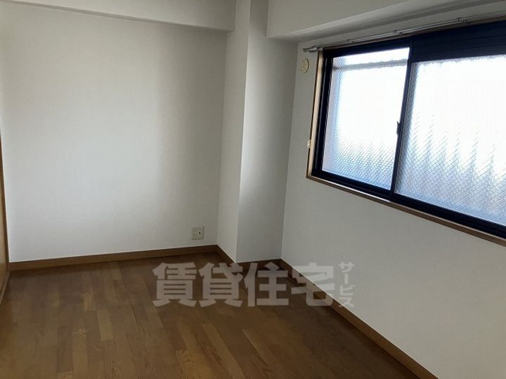 愛知県名古屋市千種区新西1丁目の賃貸マンションの子供部屋