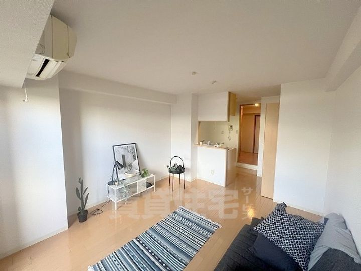 フローライト上新庄駅前の居間