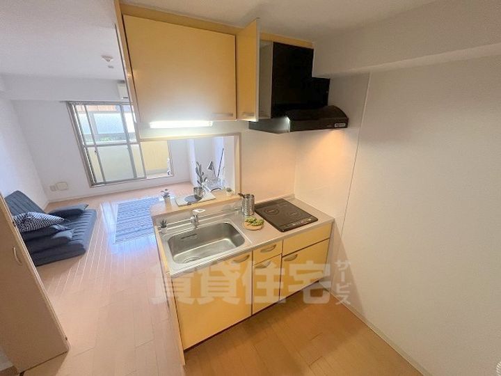 フローライト上新庄駅前の居間