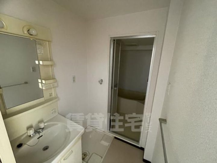 レフィナード西台の内装