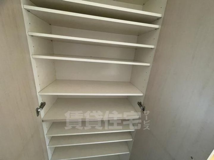 レフィナード西台の内装