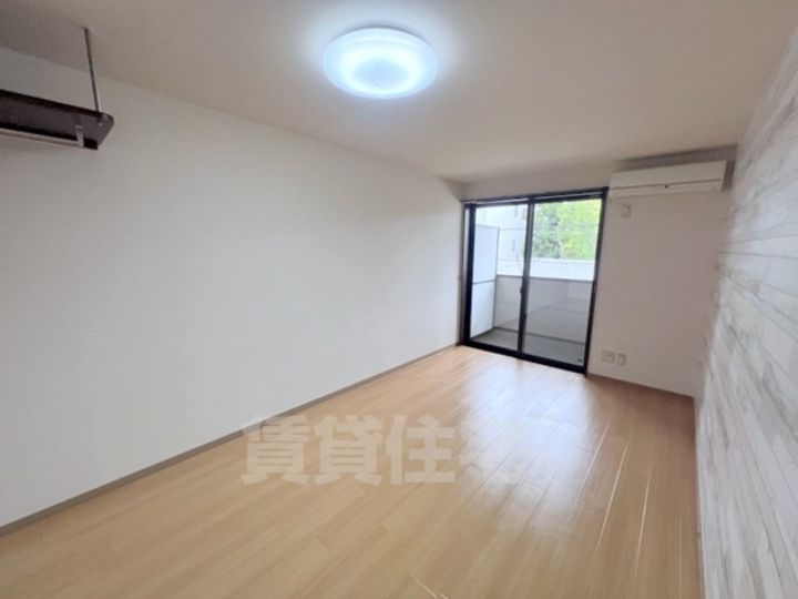 シュミート西洞院の居間