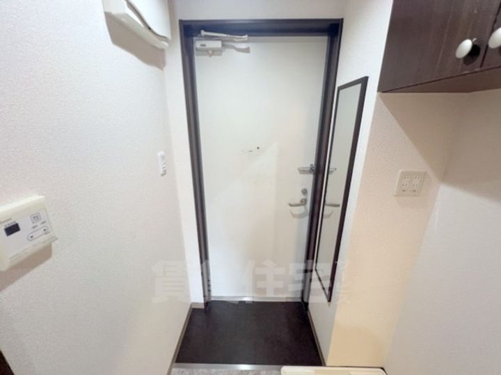 シュミート西洞院の玄関