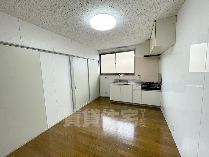 レイクハイム瀬田の居間