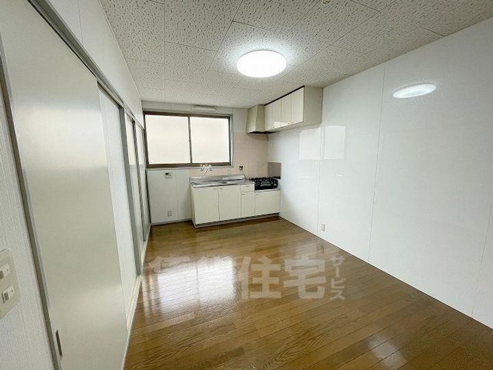 レイクハイム瀬田の居間