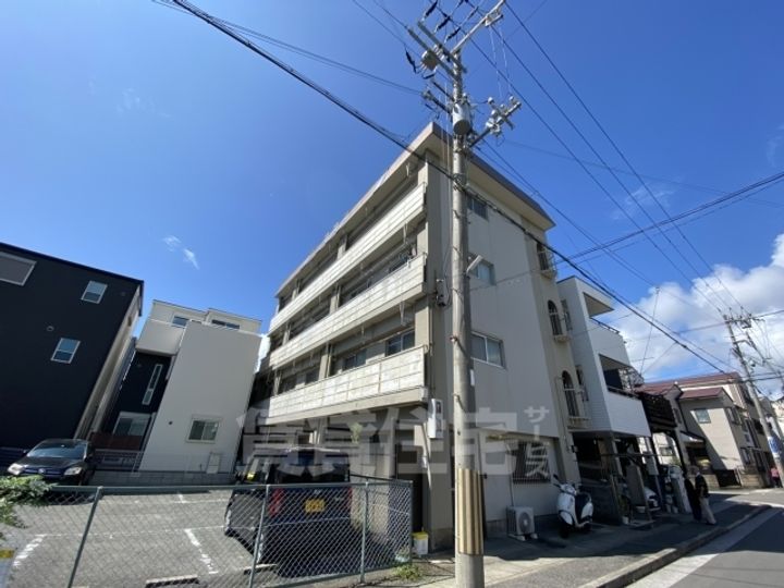 高島グリーンハイツの外観