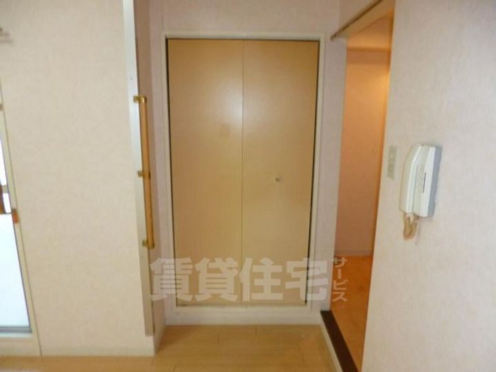 十三ホワイティの内装