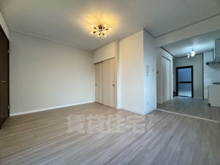 兵庫県神戸市須磨区大黒町1丁目(一戸建)の賃貸物件1の居間