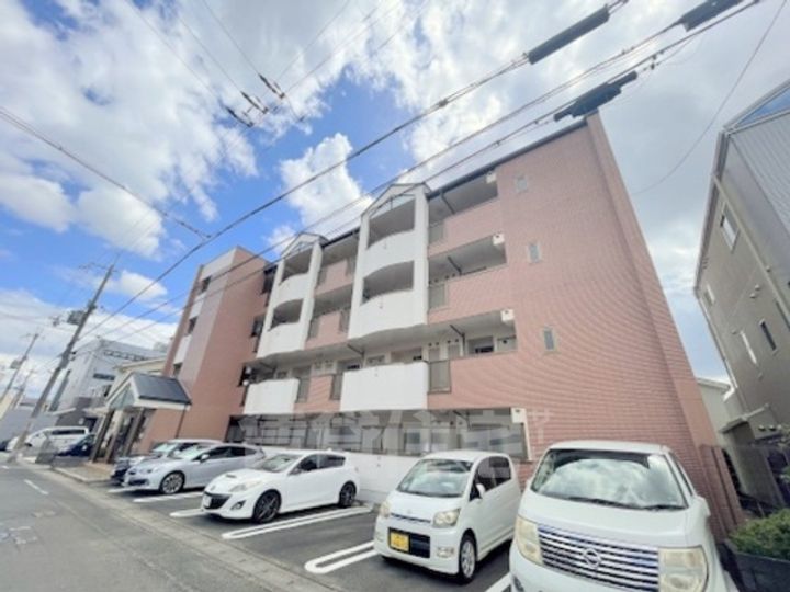 ル・ソレイユ桂川の外観
