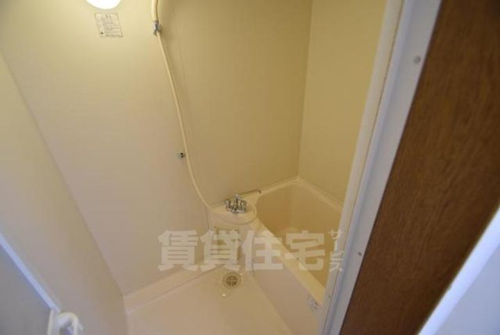 大阪府摂津市三島3丁目の賃貸アパートの風呂