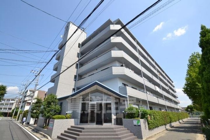 エスポワール園田の外観